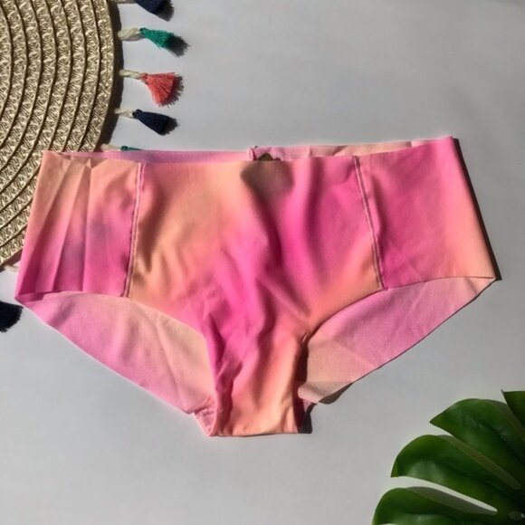 Victoria's Secret PINK No Show Hipster Panty Sweet Rose Gradient Medium NEW - Picture 1 of 3